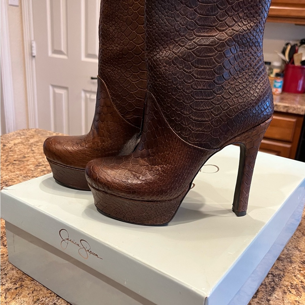 Jessica Simpson brown stamped snake boots 6M